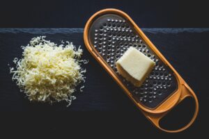 粉吹き肌に悩むあなたが絶対に使ってはいけないスキンケアアイテムは？
